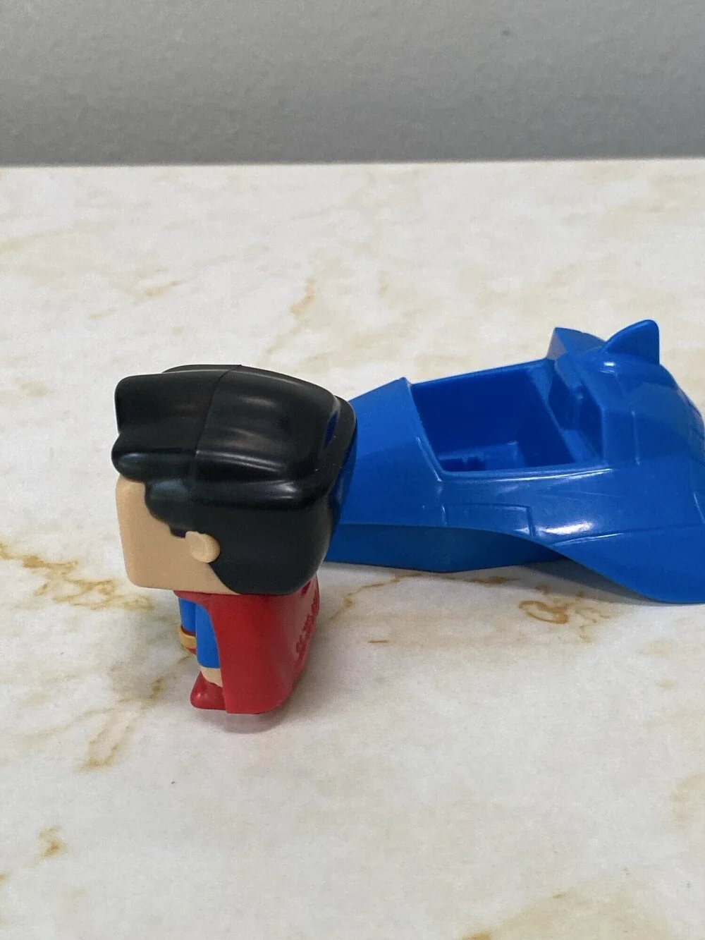 Wendy's Superman 2-in-1 Figure and Blue Vehicle Toy